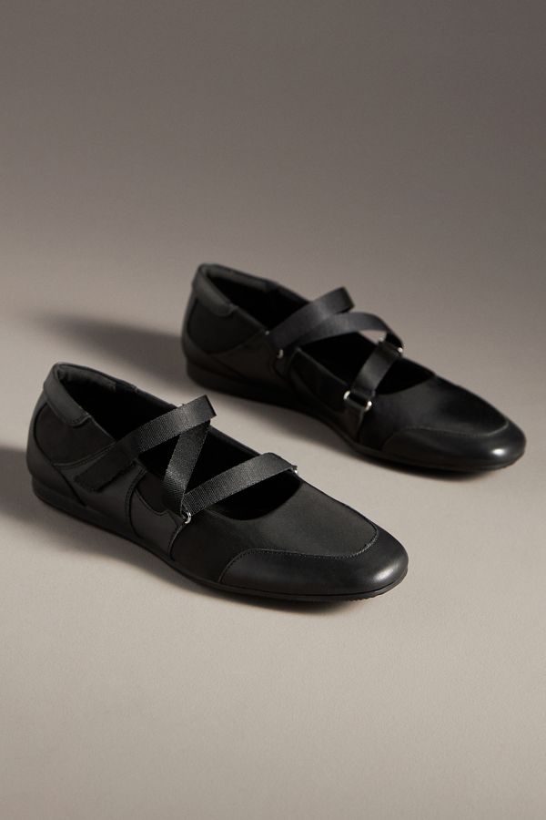 Slide View: 2: Vagabond Hillary Strap Flats