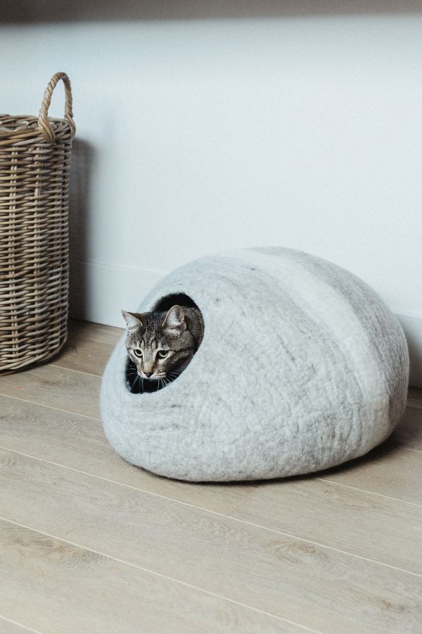 Slide View: 1: Mau Pet Horizon Cat Cave