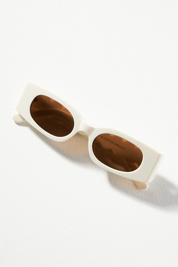 Slide View: 1: Rectangle Wavy Temple Sunglasses