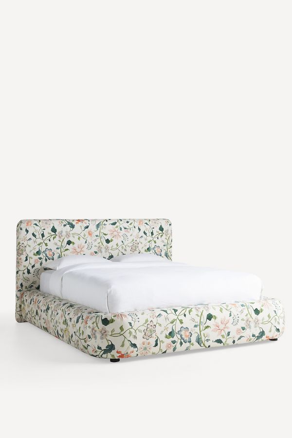 Slide View: 3: Winnie Tall Hattie Floral Bed