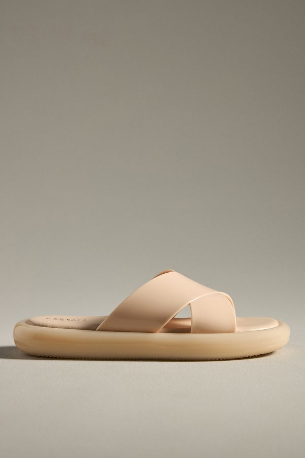 Slide View: 1: Cecelia New York Skip Sandals