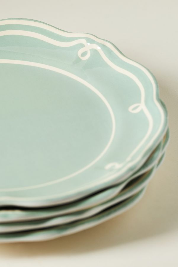 Slide View: 2: Twirl Melamine Dinner Plates, Set of 4