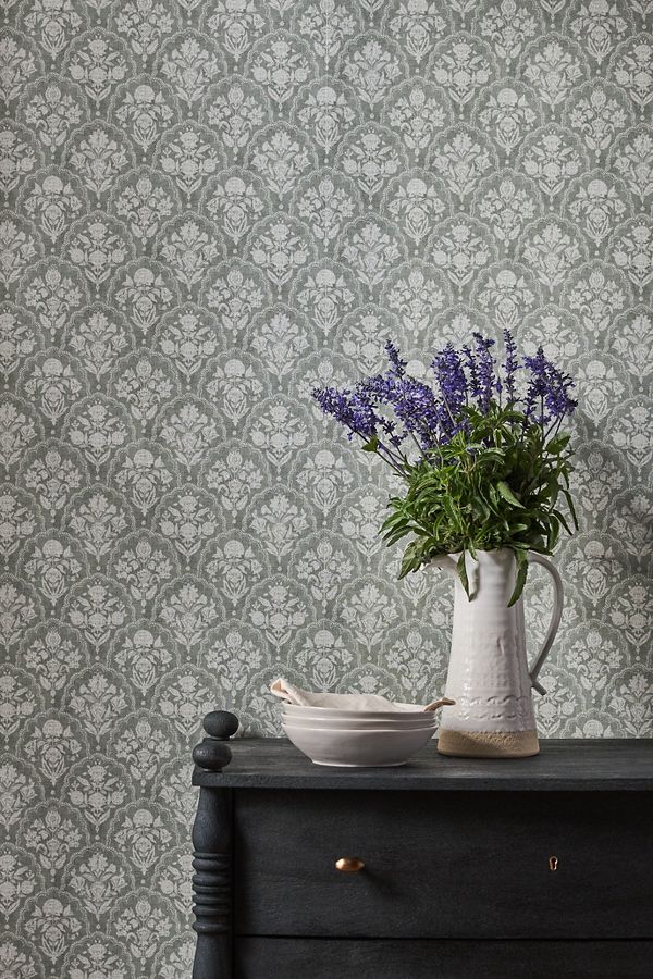 Slide View: 1: Erin Gates Frances Fishscale Wallpaper