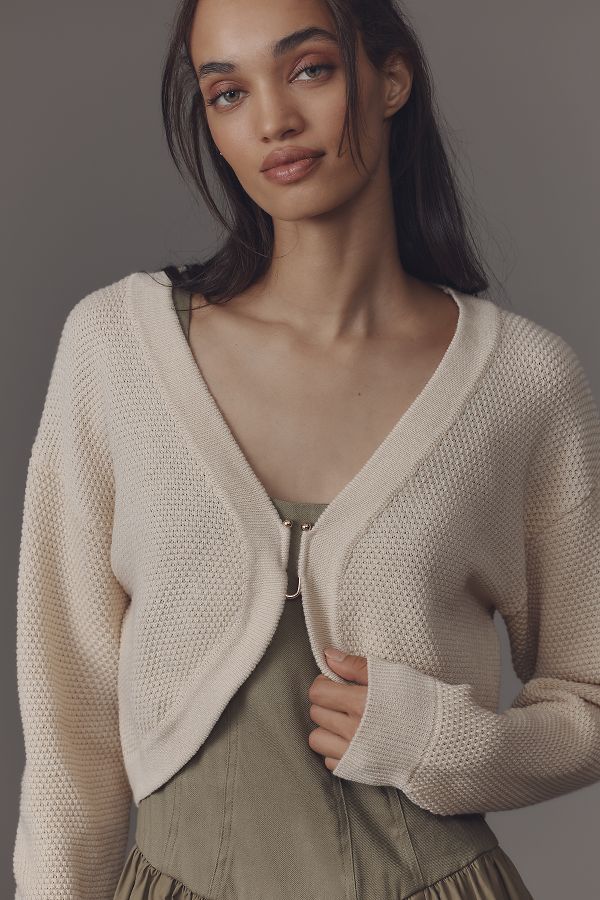 Slide View: 2: Flat White Livvy Waffle-Knit Hardware Shrug