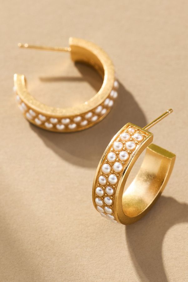 Slide View: 1: Joy Dravecky Power Midi Hoop Earrings