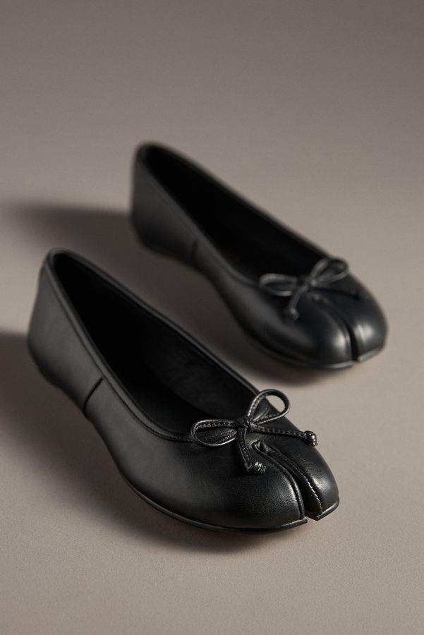 Slide View: 1: Matisse Split-Toe Ballet Flats