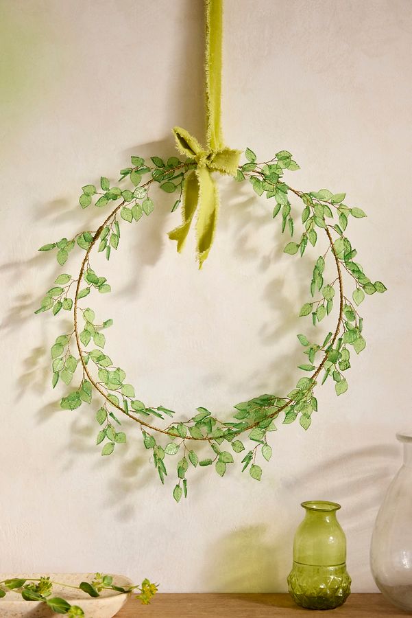 Slide View: 1: Beaded Green Leaves Wreath