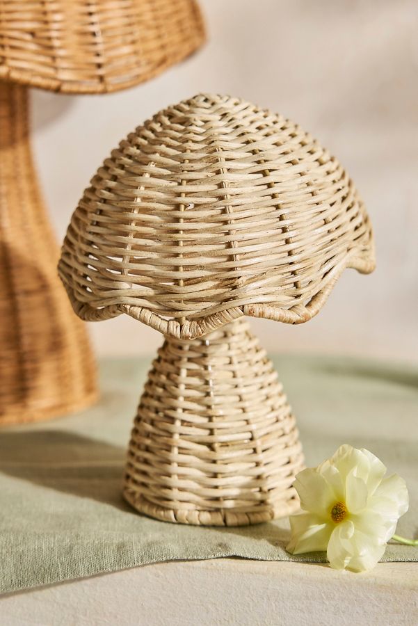 Slide View: 2: Scalloped Wicker Mushroom