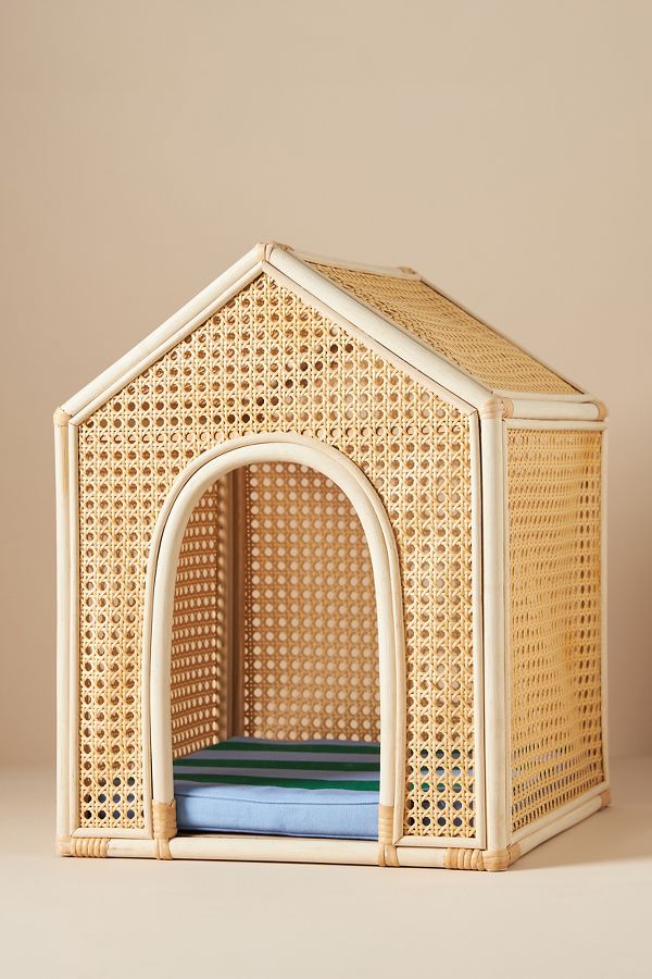 Slide View: 2: Rattan Dog House