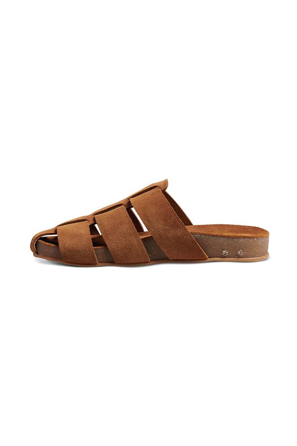 Slide View: 1: beek Tody Sandals