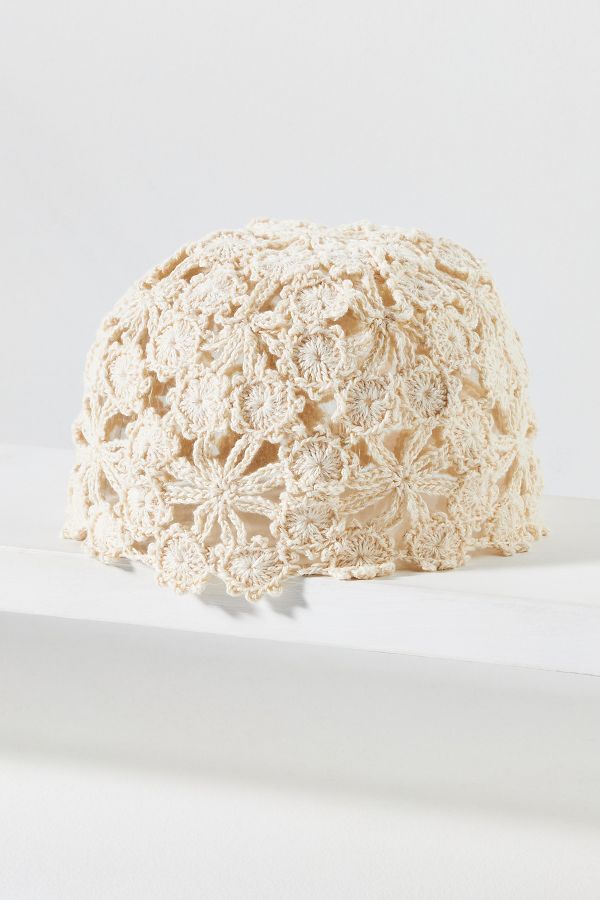 Slide View: 2: Ody Floral Crochet Cloche Hat