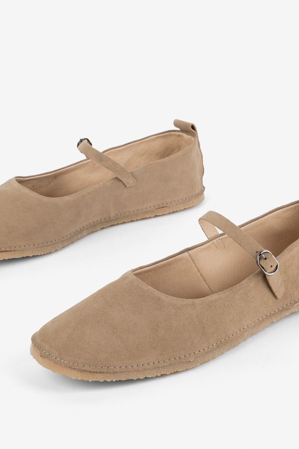 Slide View: 3: Intentionally Blank Nicolette Flats