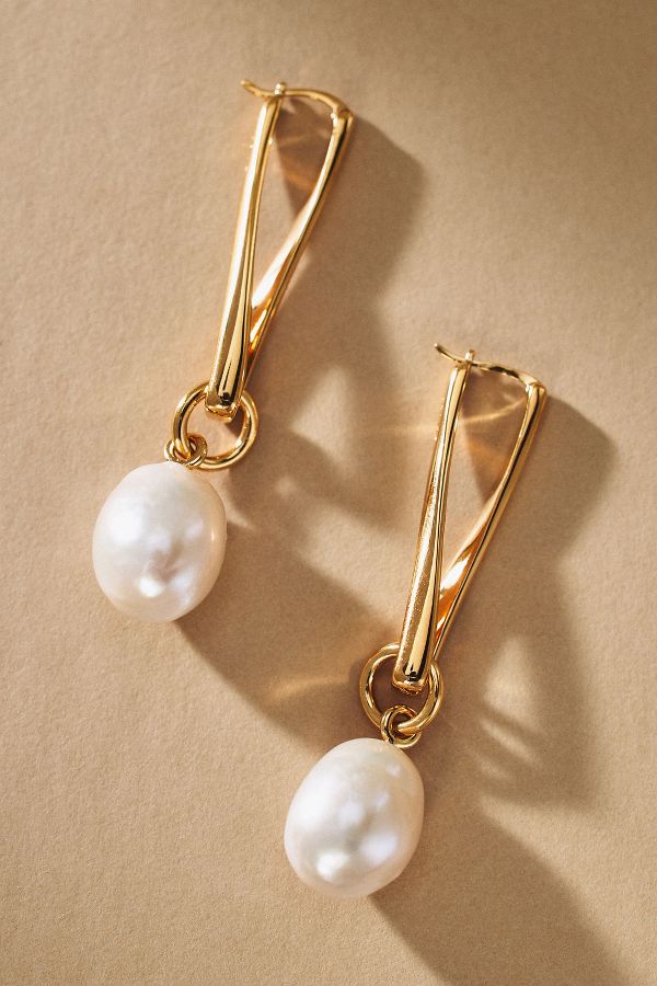 Slide View: 1: Missoma Baroque Pearl Twist Earrings