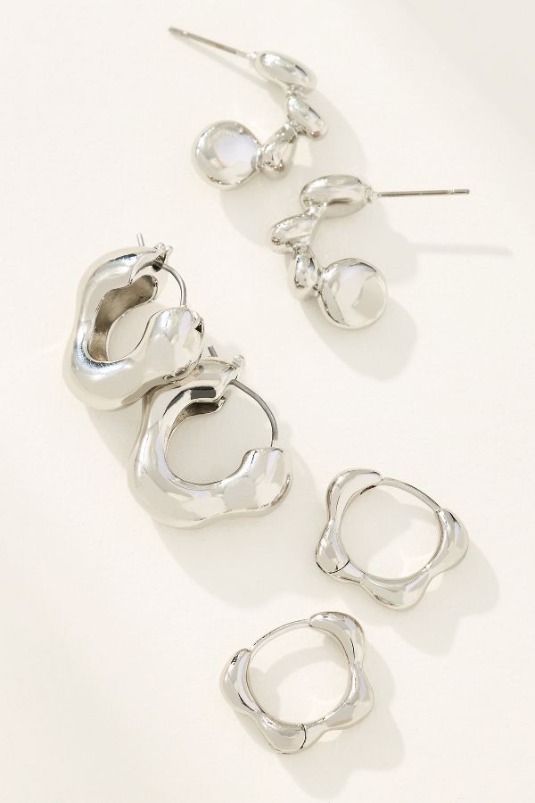 Slide View: 1: Wavy Huggie Hoop Earrings, Set of 3