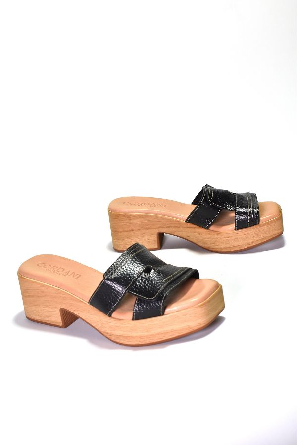 Slide View: 3: Cordani Marley-2 Wood-Bottom Heels