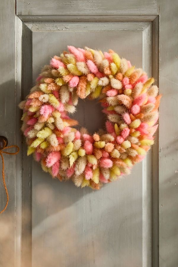 Slide View: 1: Preserved Bunny Tails Wreath, Pink Lemonade