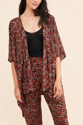 Maelu Designs Deep Floral Short Duster