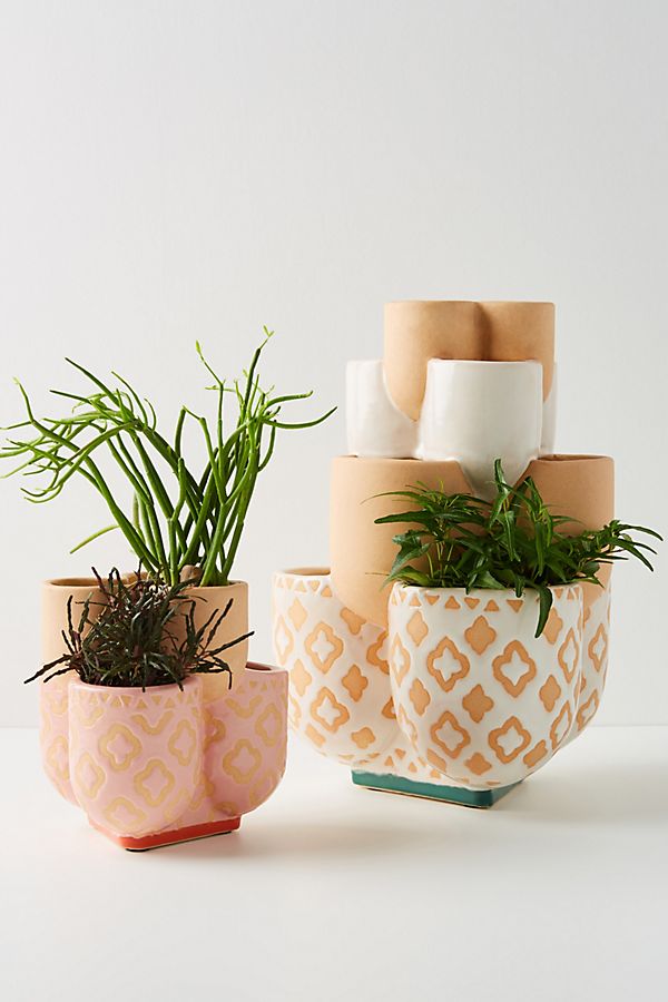 Slide View: 2: Ena Strawberry Pot