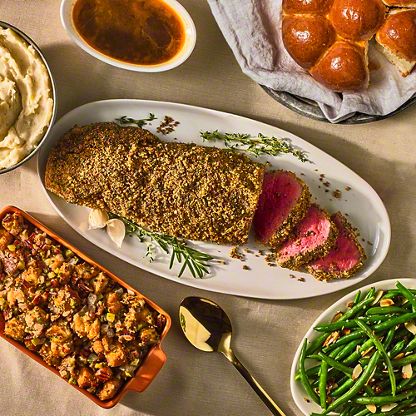 Herb-Encrusted Beef Tenderloin Meal, Serves 6-8 – Central Market