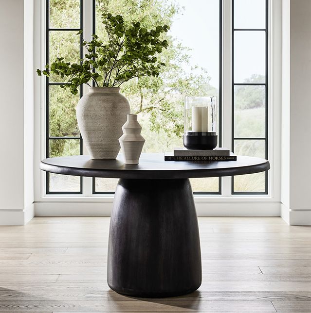 zahn round dining table