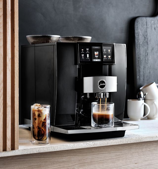 automatic: JURA GIGA 10 espresso machine