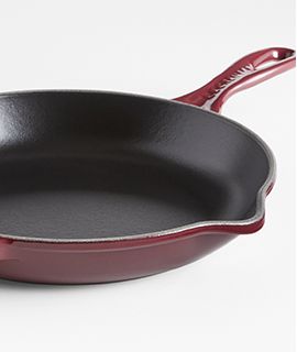 Le Creuset® 9'' Classic Skillet