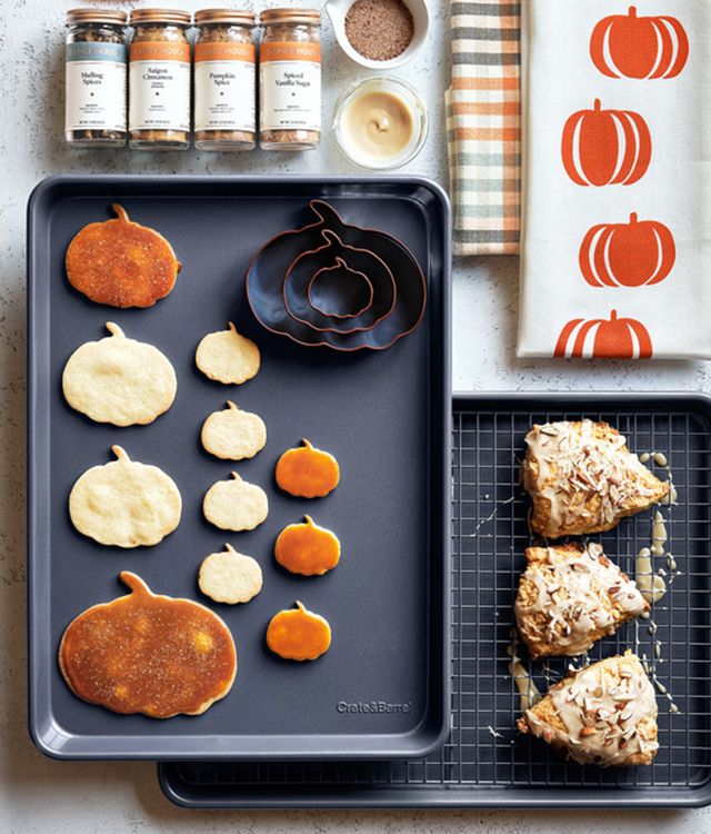 Kitchen by Crate 10-Piece Non-Stick Bakeware Set