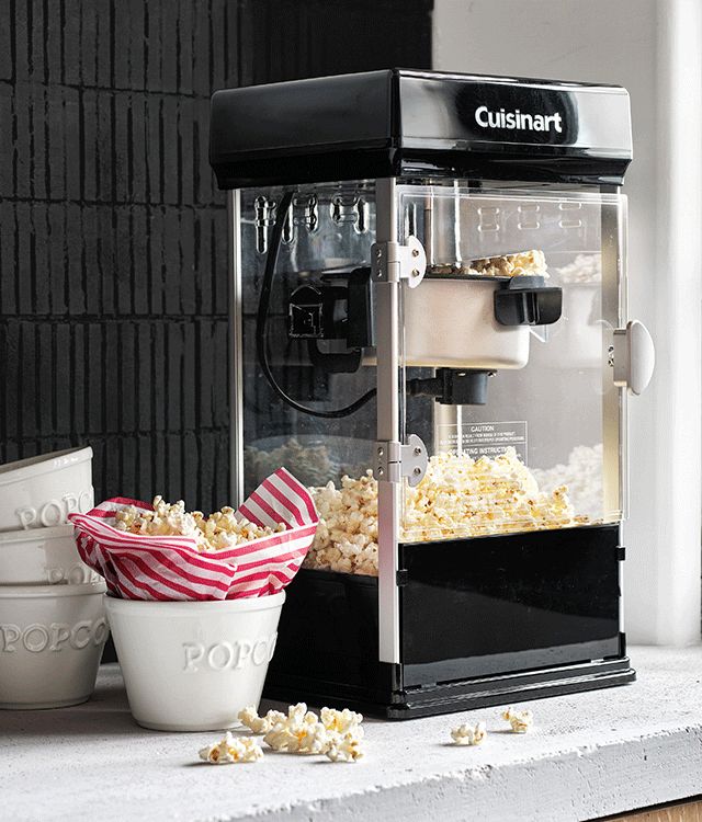 Cuisinart popcorn maker in sleek black