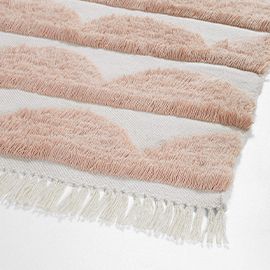 Oulu Handwoven Scallop Textured Kids Performance Rug