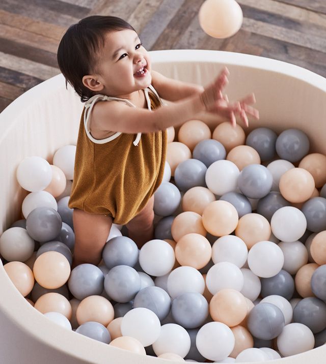 Baby and Toddler Natural Pop-Up Ball Pit with White, Pink and Grey Balls