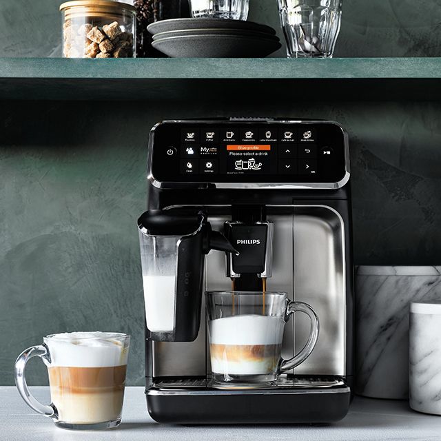 $200 off Philips 4300 Series fully automatic espresso machine with lattego