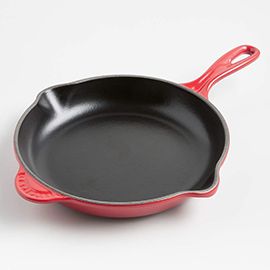 Le Creuset® Classic 9" Enameled Cast Iron Skillet