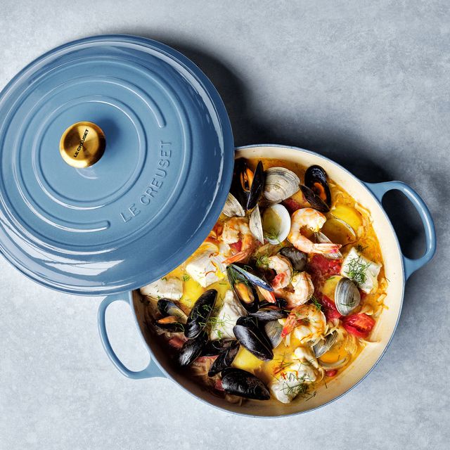 $150 off Le Creuset 6.75-qt round wide dutch oven