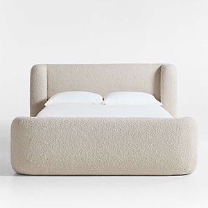 Salone Curved Bed