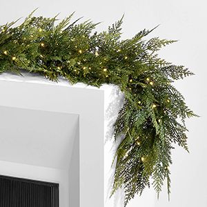 Faux Hemlock Pine Pre-Lit Garland