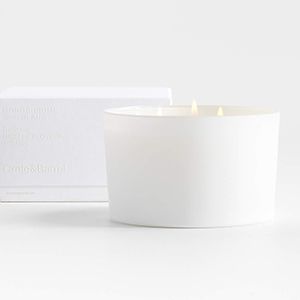 Monochrome No. 01 Blanc Scented Candle