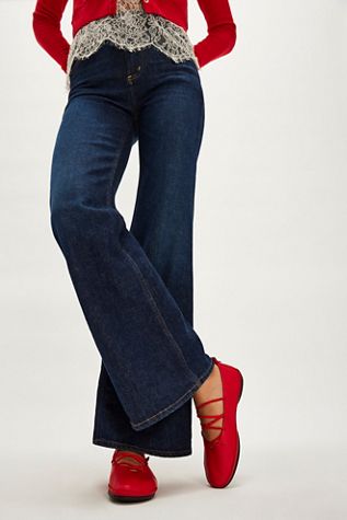 Sella Lace-Up Ballet Flats