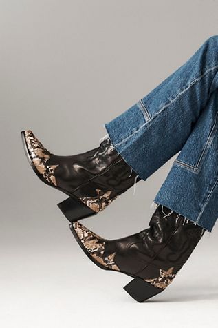 Dagget Charmer Western Boots