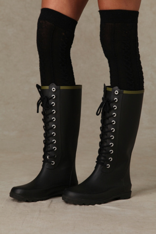 lace up outfitter boots