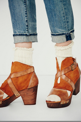 free people rendering clog