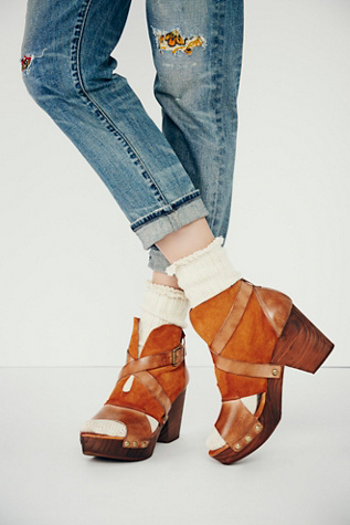 free people rendering clog