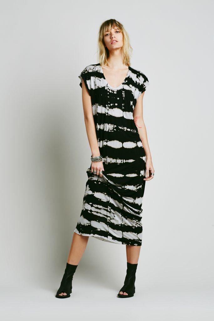 Tie-Dye Maxi Dress with Open Back - Festival Spirit Reimagined