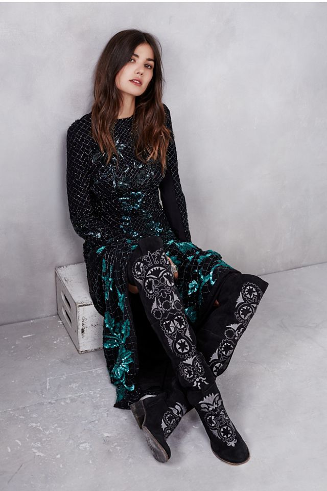 mesh gown with fur