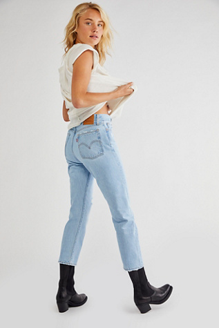 Levis Wedgie Straight Jeans