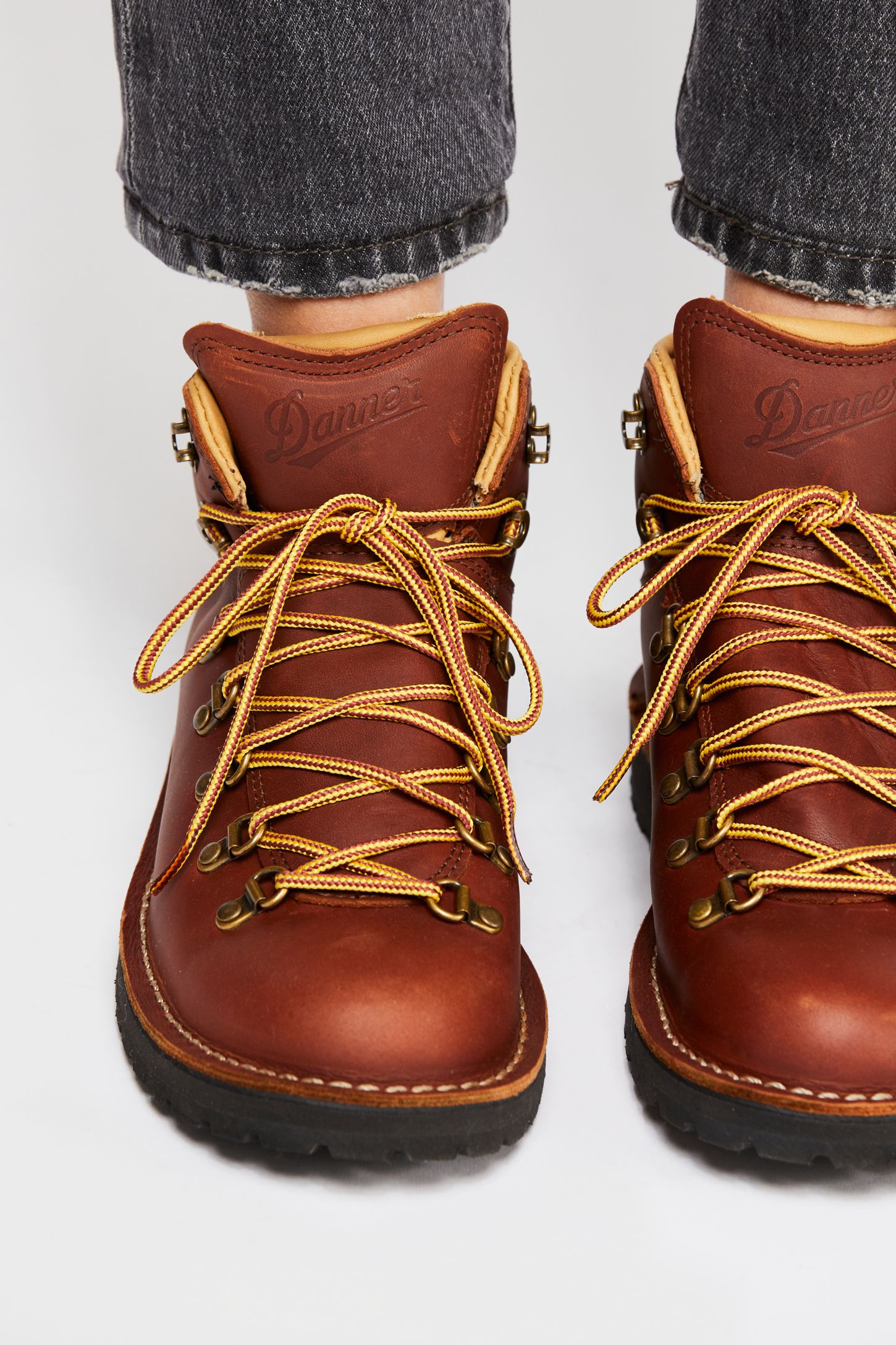 Slide View 3: Danner Cascade Mountain Hiker Boot