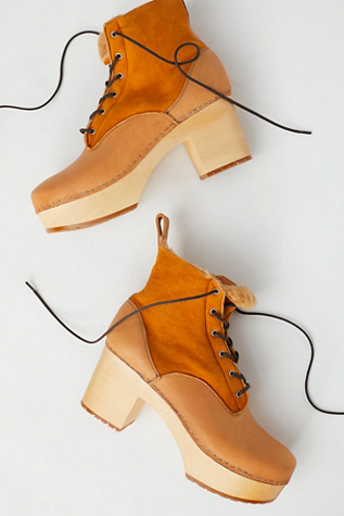 lace up clog boots