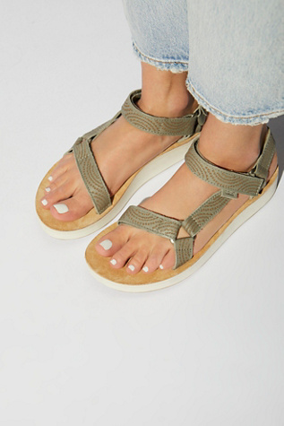 teva midform universal geometric sandals