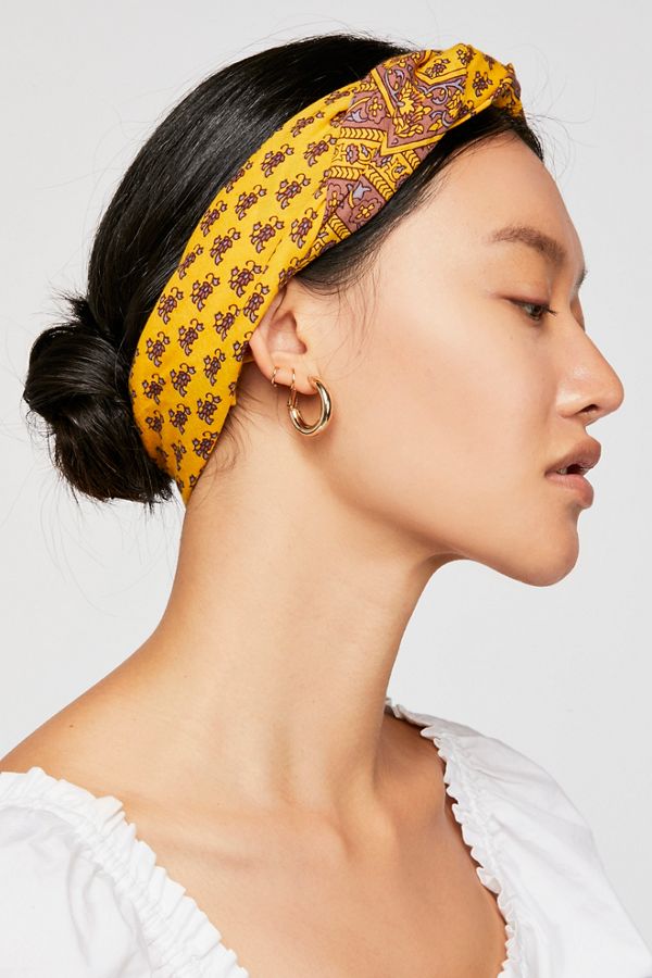 Details about   Ambesonne Bird Pattern Bandana Printed Unisex Head Neck Tie Scarf Headband 