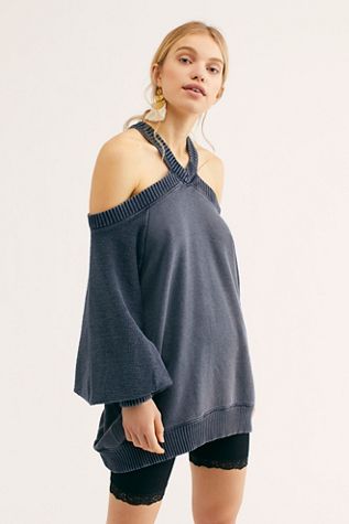 These Shoulders Pullover