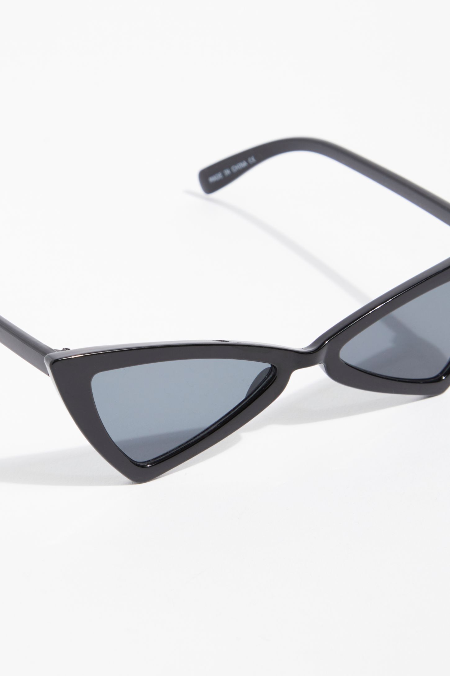 Slide View 3: Hasta La Vista Sunglasses